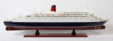Nautic Hamburg / Schiffsmodell - "MS Queen Elizabeth"